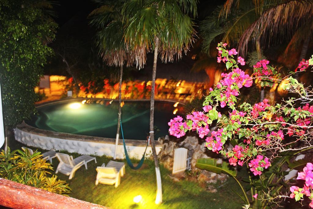 Hotel Que Onda Akumal Exterior foto
